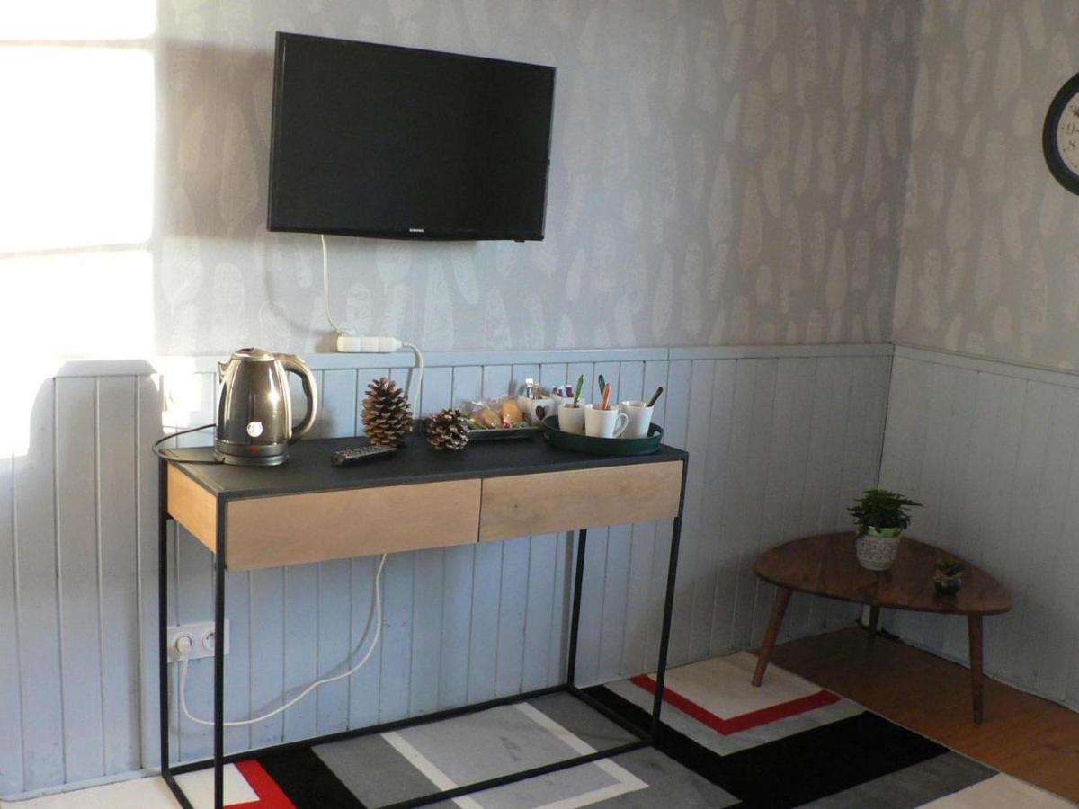 Le Galaveyson Bed & Breakfast Le Grand-Serre Bagian luar foto